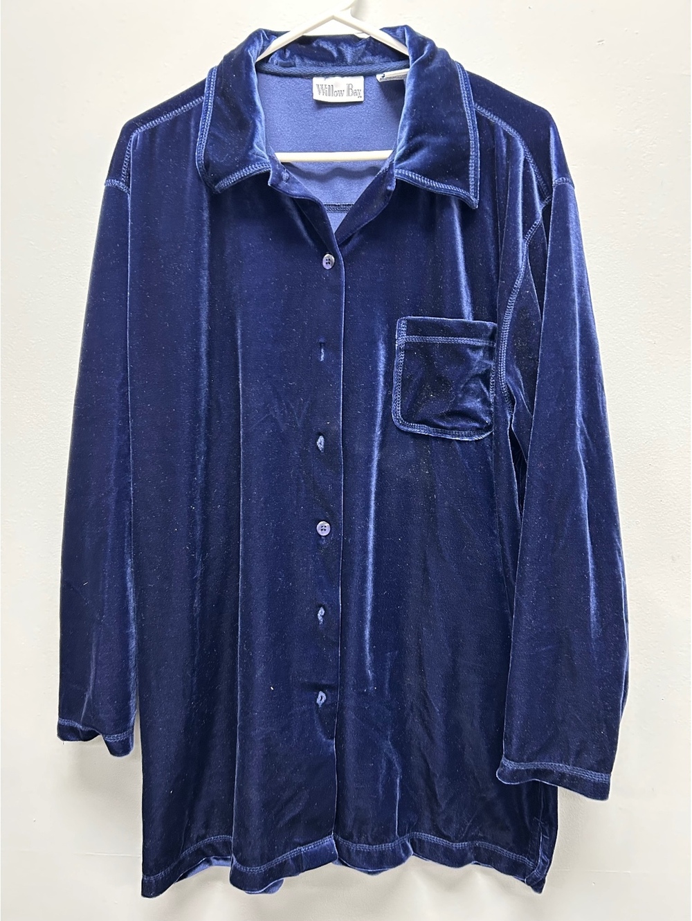 Willow Bay Women's Blue Velvet Long Sleeve Button-Up Lounge Shirt